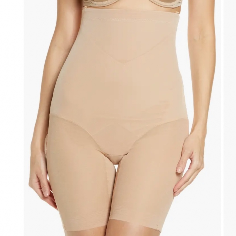 Honeylove Super Power Shorts Size Large In Sand Nude Tummy Control